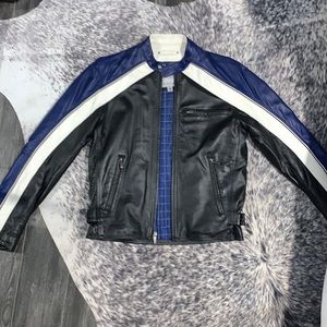 Wilson’s Leather Genuine Blue Black & White Leather